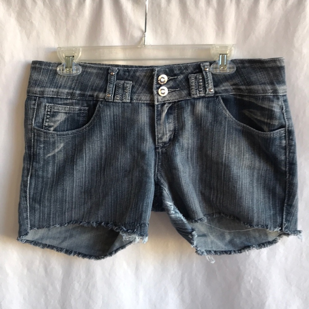 B.B. Jeans well-worn raw hem jean shorts, size 11